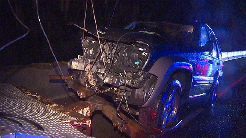 1 killed, 1 injured in headon Hwy. 2 crash near Snohomish KOMO