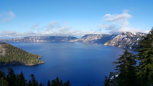 Tourists to Crater Lake, Oregon Caves boost local economy with $96M