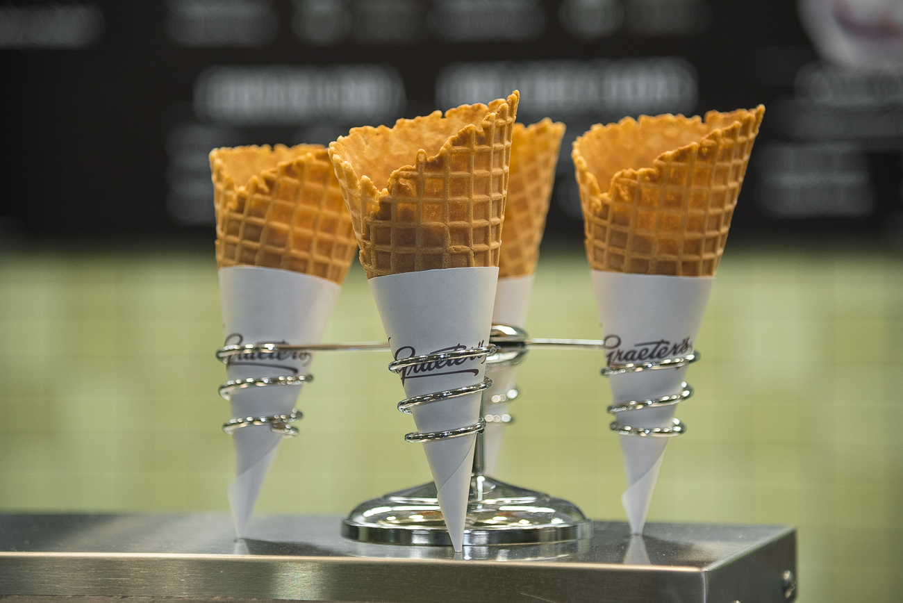 Cincy's Historic Rookwood Tea Room Is Two Scoops of Art & Ice Cream