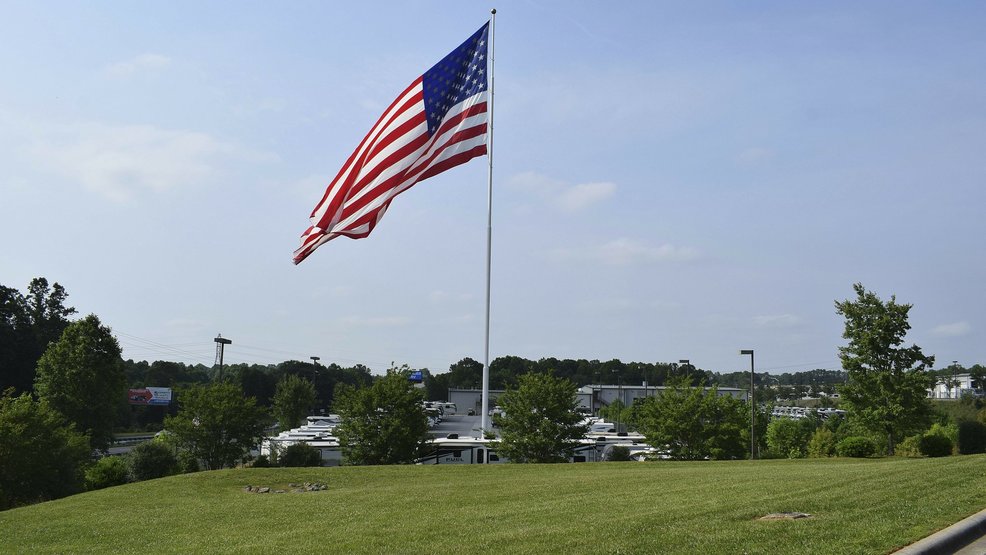 How Much Does A Giant Flag Cost