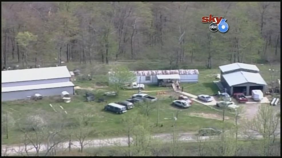 Emotional 911 call Family members found Ohio shootings victims; IDs