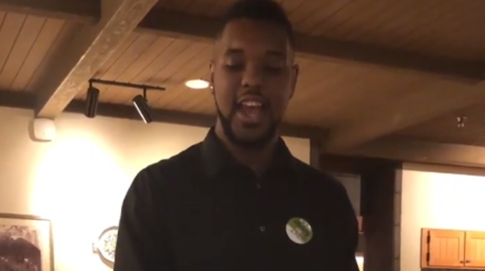 Video Of Tri Cities Waiter Singing Goes Viral Kval
