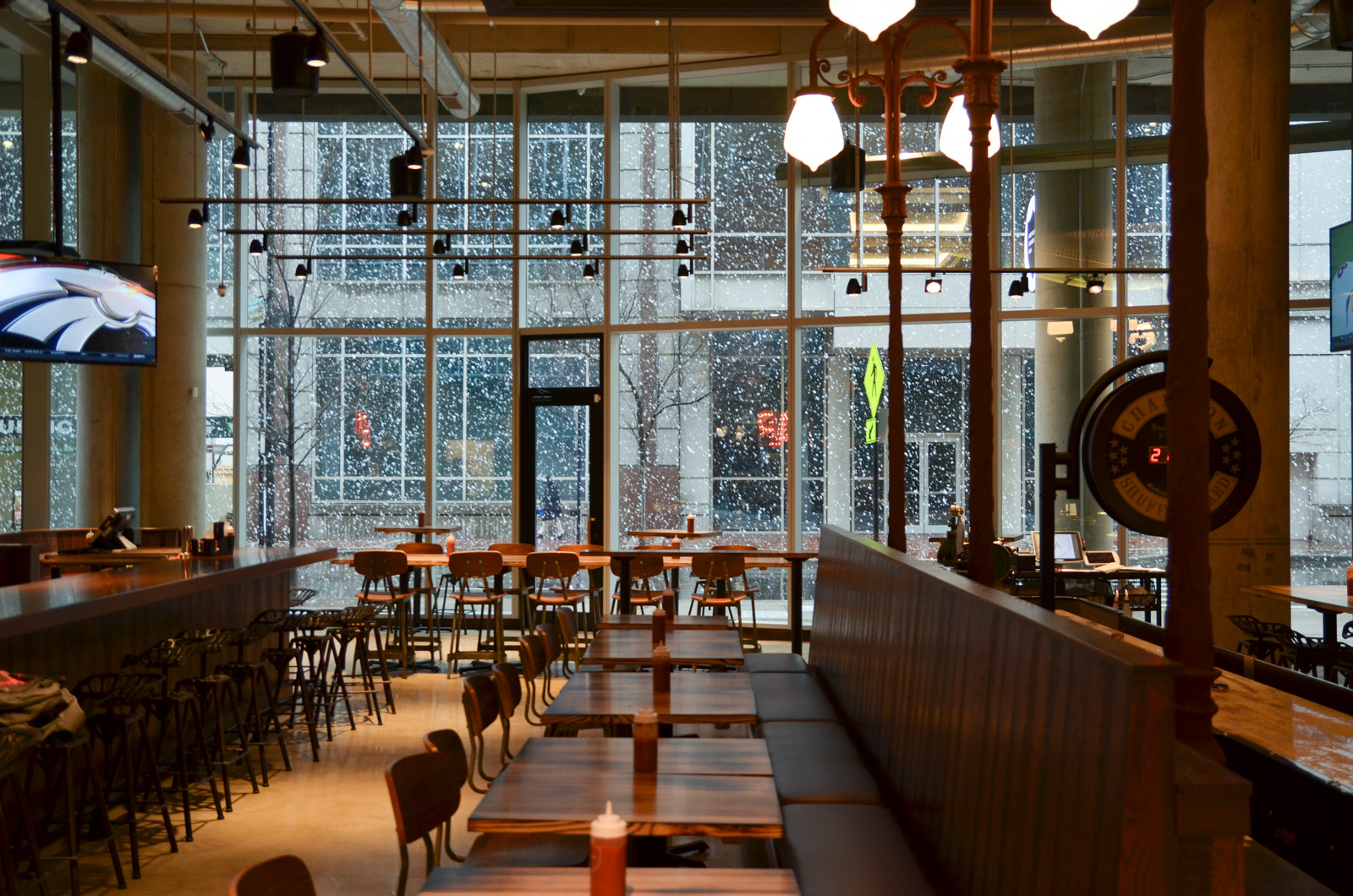 Photos Getting To Know Americano Burger Bar Cincinnati Refined