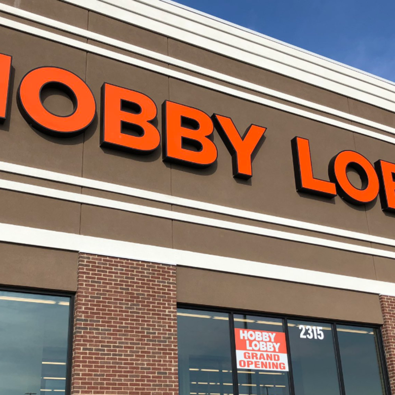 Hobby Lobby Expanding New Christian Bookstore Building Next Door