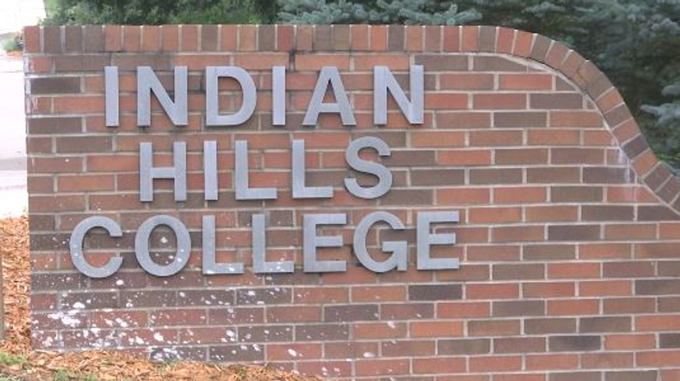 Indian Hills Community College Is Giving Students A Way To Receive Free ...