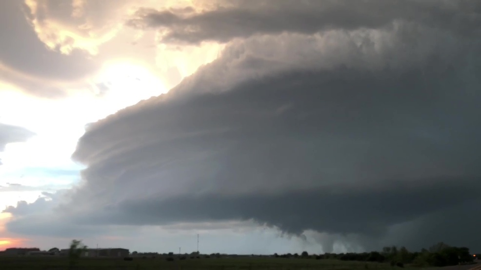 VIDEO Tornado touches down just north of Austin KMYS