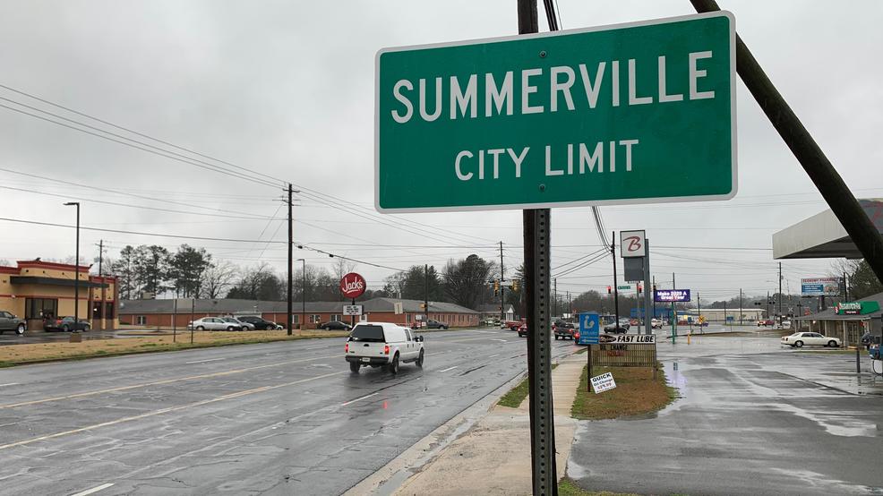 As water crisis continues, city of Summerville no longer giving out bottled water - WTVC