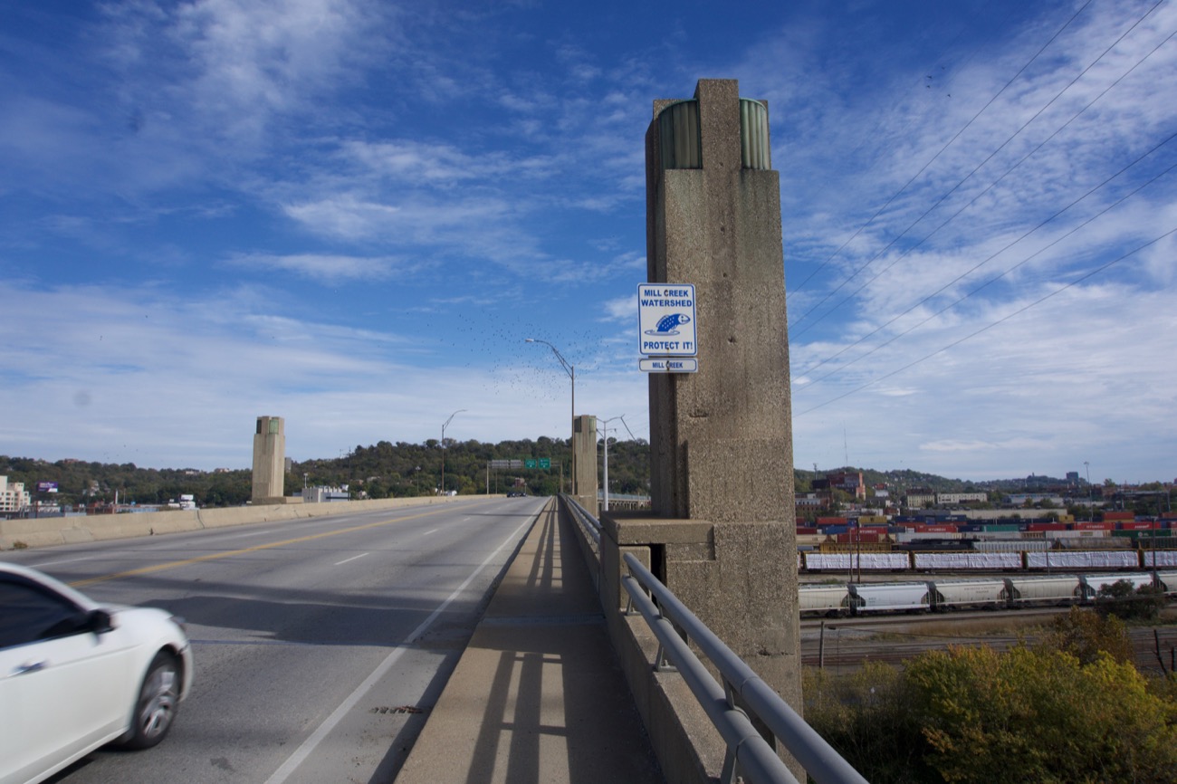 Exploring the Aging, Crumbling Western Hills Viaduct on Foot
