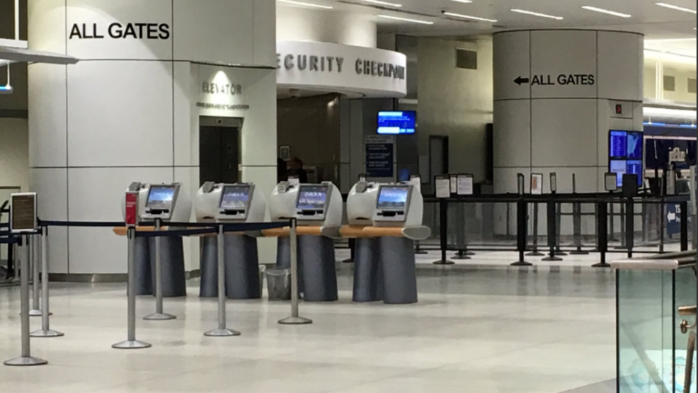 How do you check flight delays for Philidelphia International Airport?