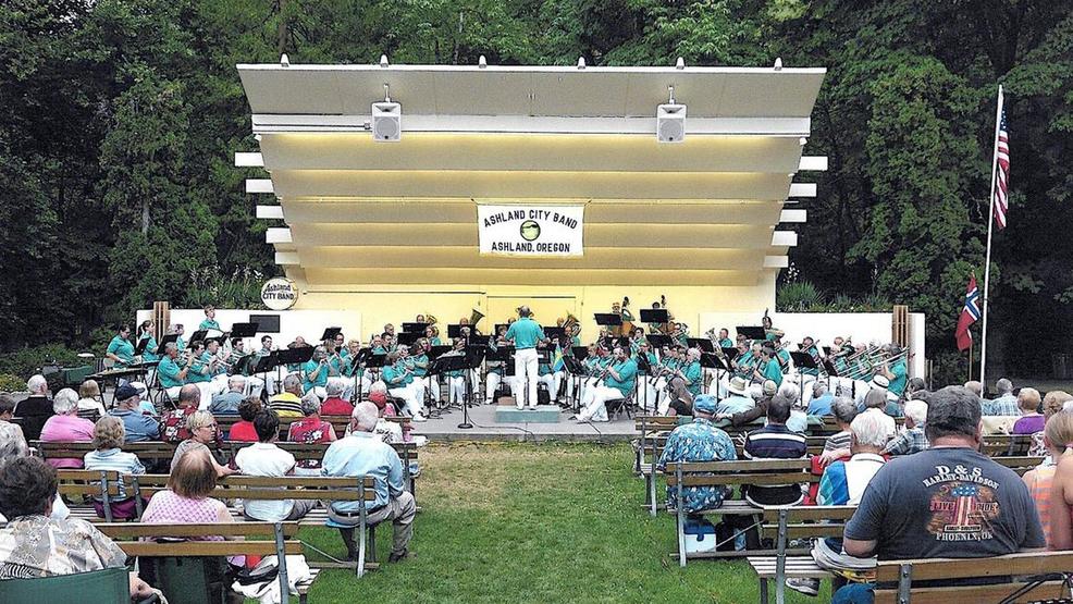 Lithia Park prepares for the sound of music Mail Tribune