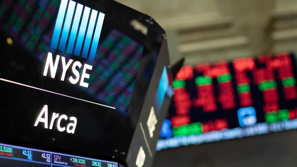 Financial Markets Wall Street AP19293643632441.jpg